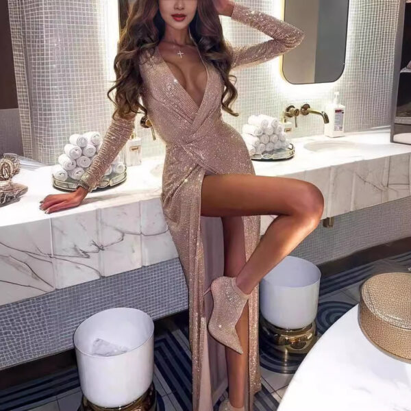 Solid Color And V-neck Shiny Sexy Slim Fit Skirt