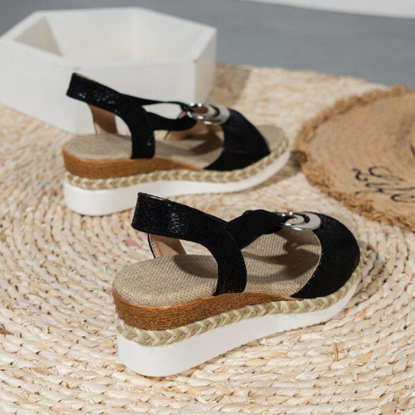 Sandals With Circle Design Casual