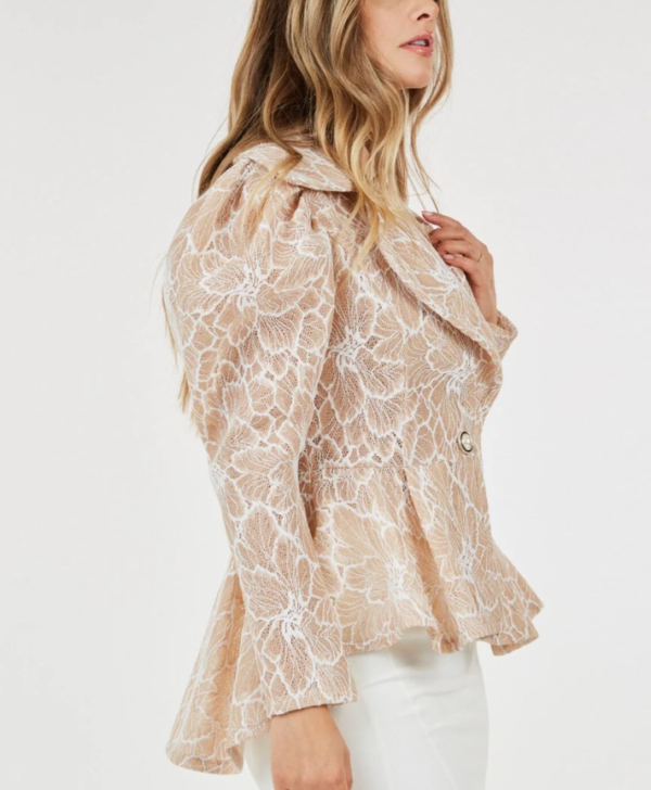 WOMEN'S LONG PUFF SLEEVE BUTTON CLOSURE HIGH-LOW BLAZER